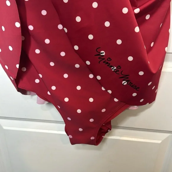 Torrid Disney Minnie Mouse Size 1X Red Polka Dot Retro Peplum One Piece Swimsuit - Picture 12 of 15